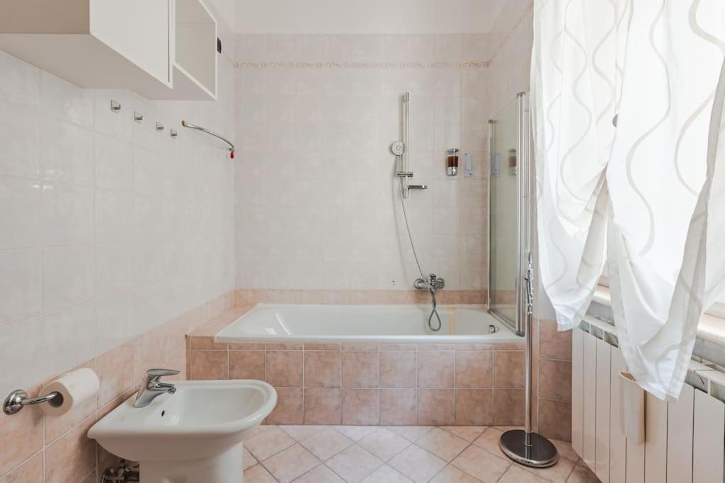 Piazza Unita Central Apartment Trieste Esterno foto
